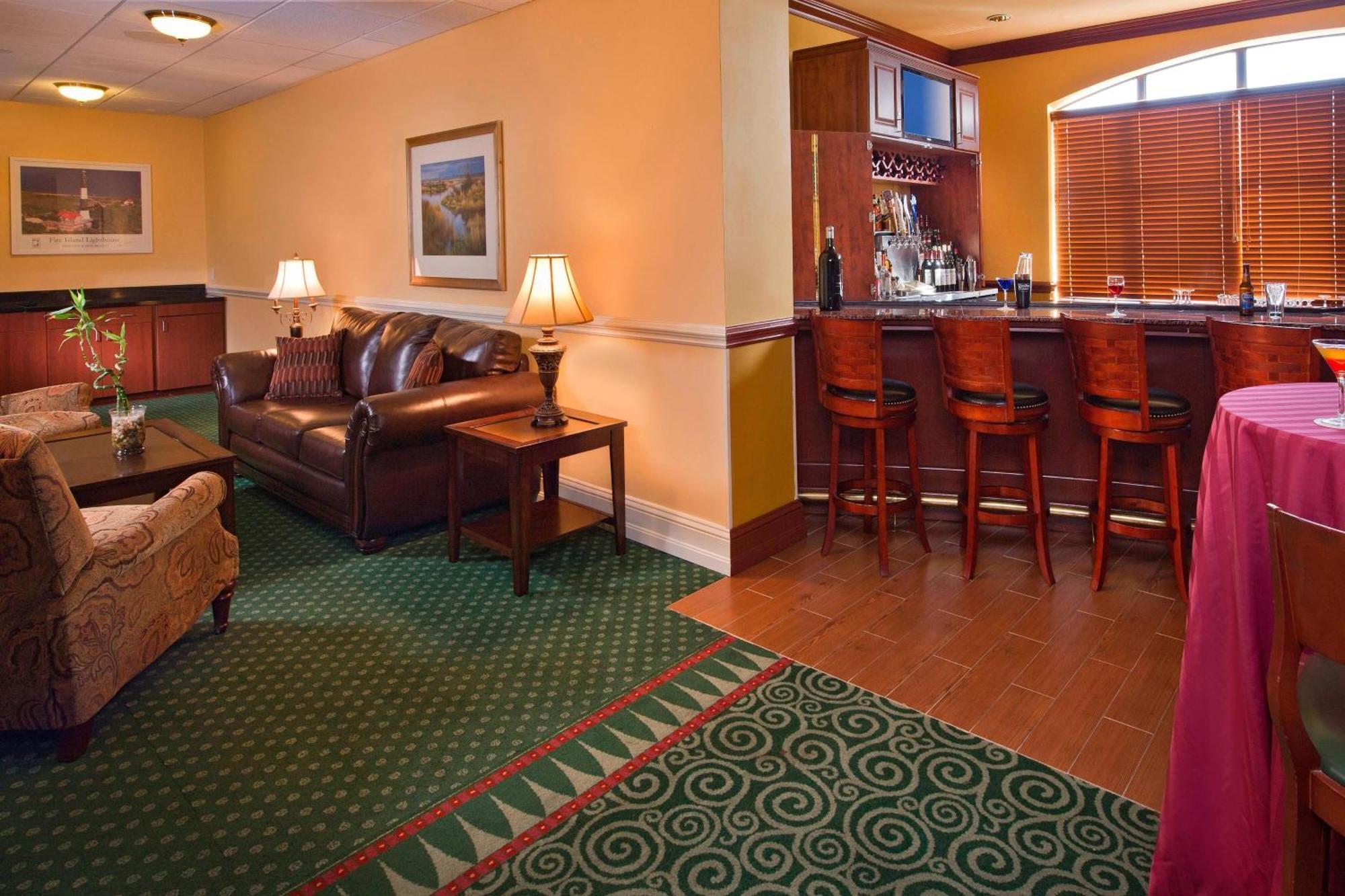 Courtyard Long Island Macarthur Airport Ronkonkoma Extérieur photo
